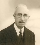 Arthur Flages portrait n°1.jpg